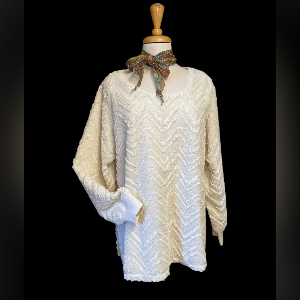 Cato Fleece Top Fluffy Faux Fur PullOver Cream Long Sleeve Plus Size 22/24